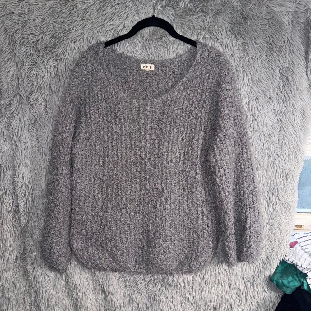 POL Fuzzy Knit Sweater Gray V Neck Long Sleeve Size S